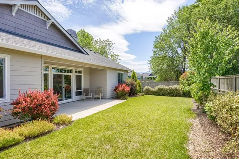 426 Frontier Court Medford OR 97504