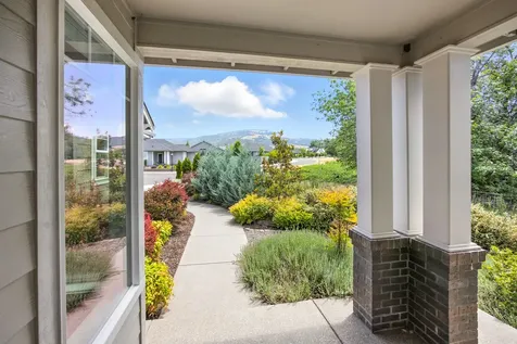 426 Frontier Court Medford OR 97504