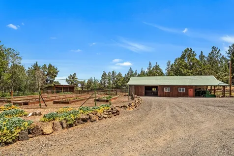 64830 Half Mile Lane Bend OR 97703