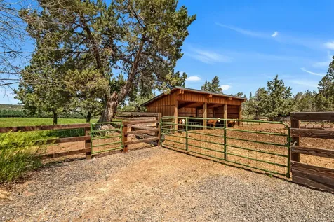 64830 Half Mile Lane Bend OR 97703