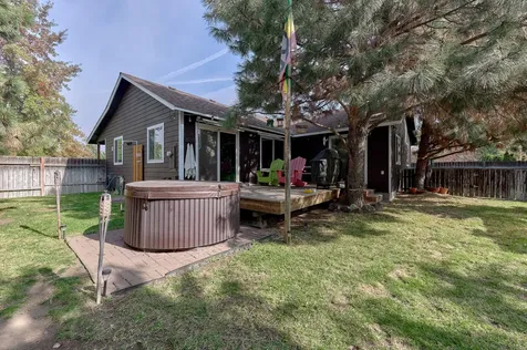 21325 Pelican Drive Bend OR 97701