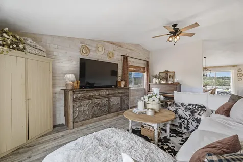 6290 SE Hilltop Road Prineville OR 97754