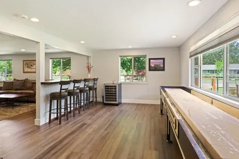 21697 Old Red Road Bend OR 97702