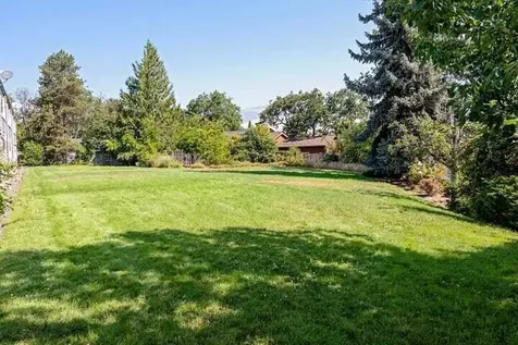 854 Twin Pines Circle Ashland OR 97520