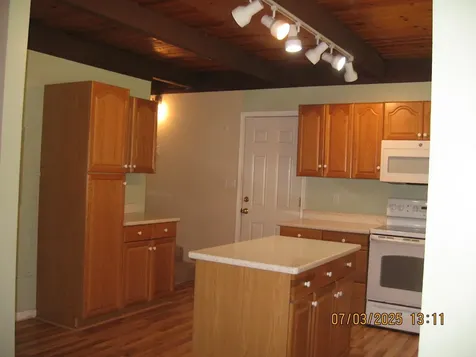 17007 Camp Day Lane Klamath Falls OR 97601