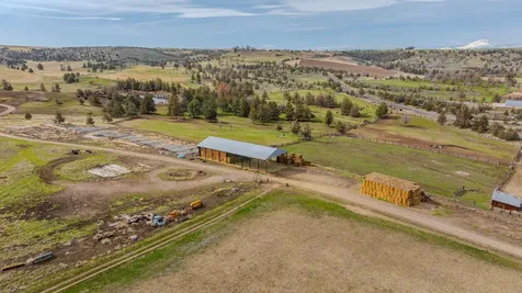 7507 NE Quaale Road Madras OR 97741