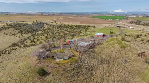 7507 NE Quaale Road Madras OR 97741