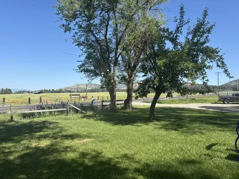 4791 Pine Grove Road Klamath Falls OR 97603