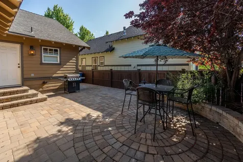62721 Larkview Road Bend OR 97701