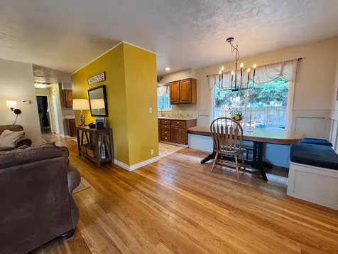 707 W Oregon Avenue Klamath Falls OR 97601