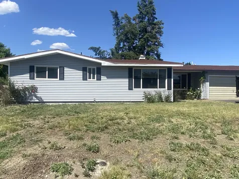 4939 Sumac Court Klamath Falls OR 97603