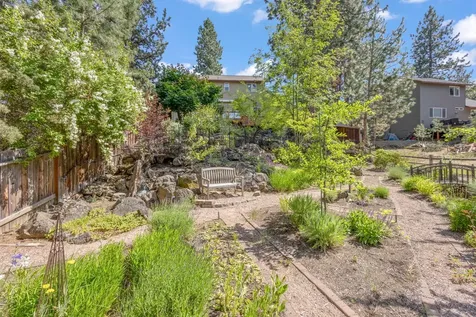 19954 Cliffrose Drive Bend OR 97702