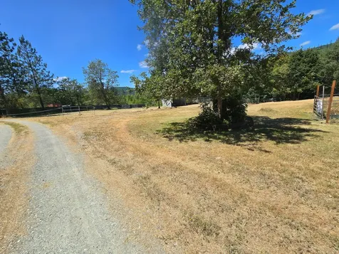 2157 Ferguson Lane Days Creek OR 97429