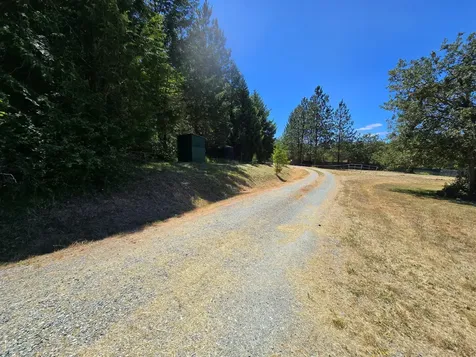 2157 Ferguson Lane Days Creek OR 97429