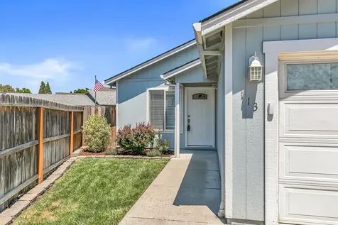 113 Horton Circle Medford OR 97501