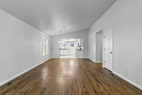 113 Horton Circle Medford OR 97501