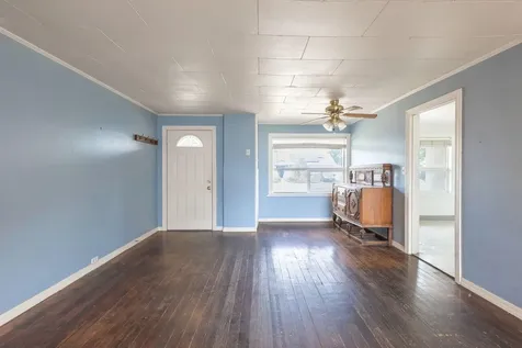 71 SW 2nd Street Madras OR 97741