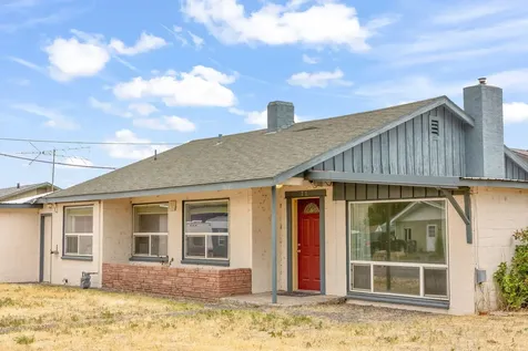 71 SW 2nd Street Madras OR 97741
