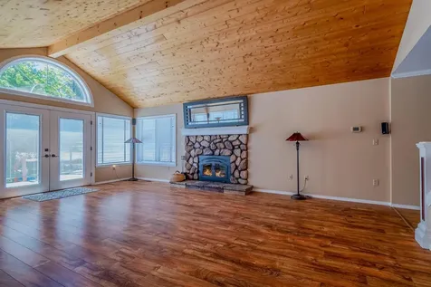 7888 Redthorne Road Rogue River OR 97537