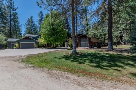 7888 Redthorne Road Rogue River OR 97537