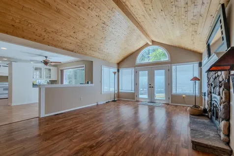 7888 Redthorne Road Rogue River OR 97537