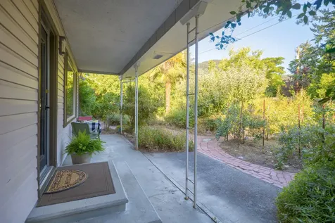 1342 SE Priscilla Lane Grants Pass OR 97526