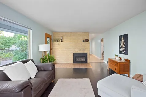1342 SE Priscilla Lane Grants Pass OR 97526