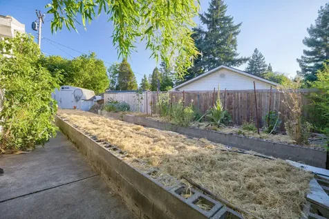 1342 SE Priscilla Lane Grants Pass OR 97526