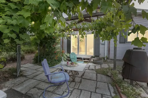 1342 SE Priscilla Lane Grants Pass OR 97526