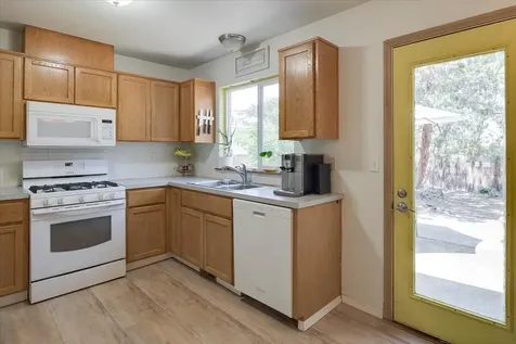 2614 NE 2614 NE Brian Ray Court Bend OR 97701