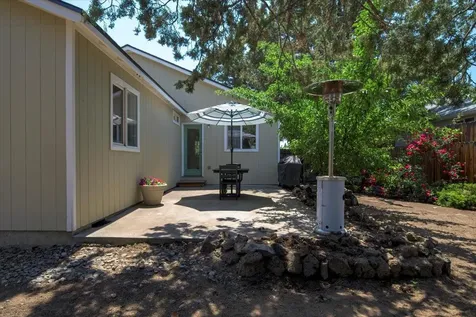 2614 NE 2614 NE Brian Ray Court Bend OR 97701