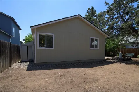 2614 NE 2614 NE Brian Ray Court Bend OR 97701