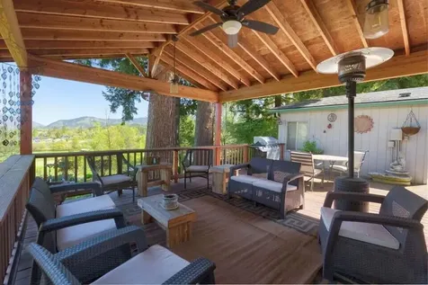 1993 Southgate Way Grants Pass OR 97527