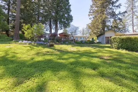 1993 Southgate Way Grants Pass OR 97527