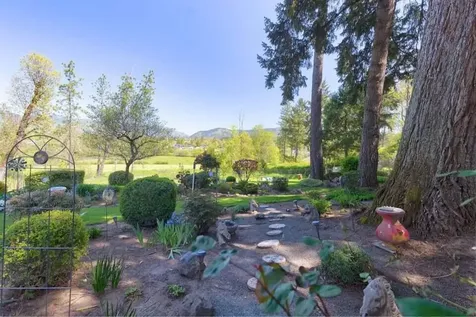 1993 Southgate Way Grants Pass OR 97527