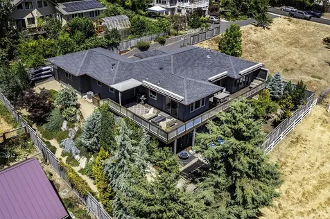 753 Wrights Creek Drive Ashland OR 97520