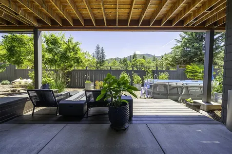 753 Wrights Creek Drive Ashland OR 97520