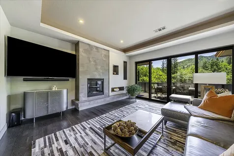 753 Wrights Creek Drive Ashland OR 97520