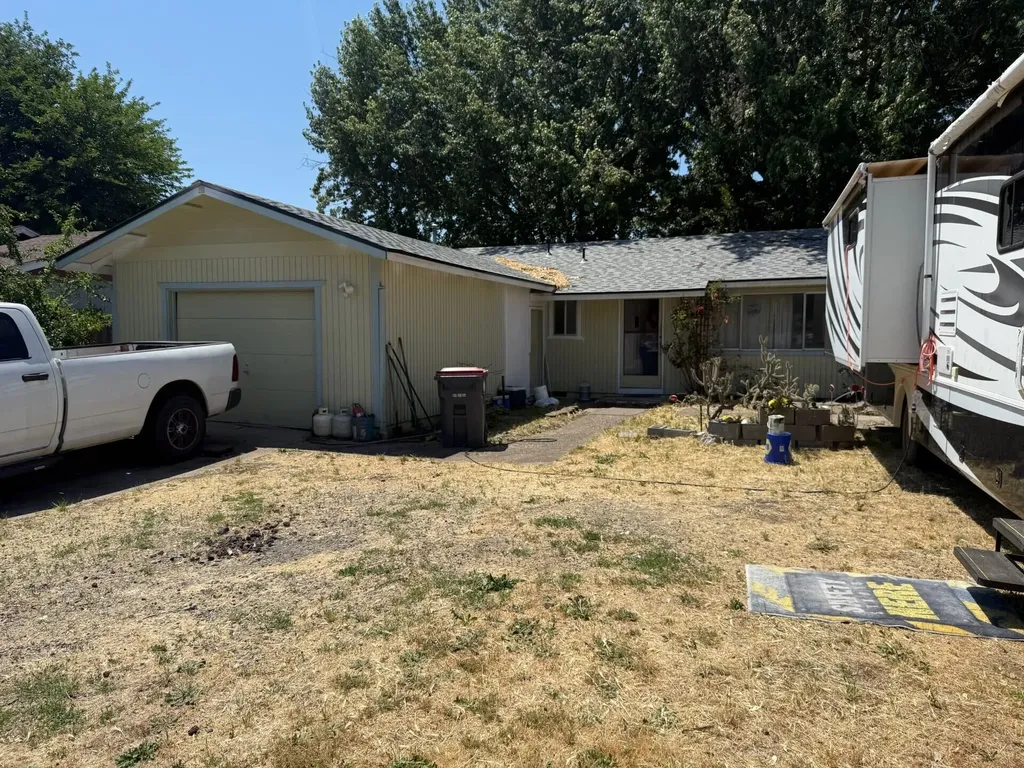 8045 Hale Way White City OR 97503