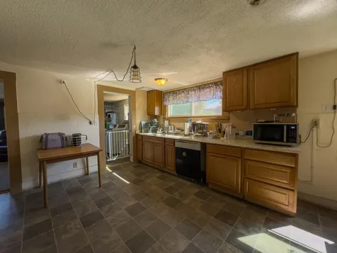 1034 High Street Klamath Falls OR 97601