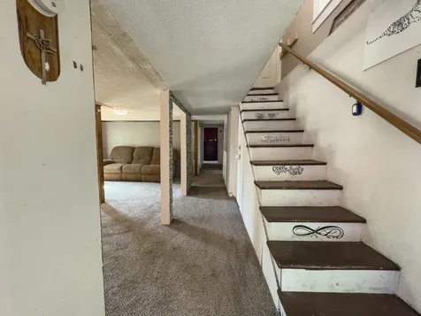 1034 High Street Klamath Falls OR 97601
