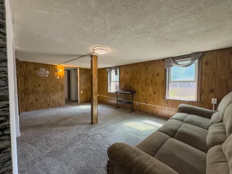 1034 High Street Klamath Falls OR 97601