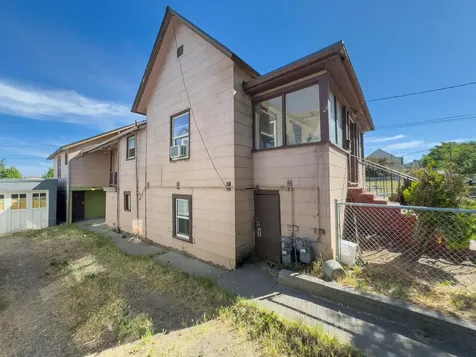 1034 High Street Klamath Falls OR 97601