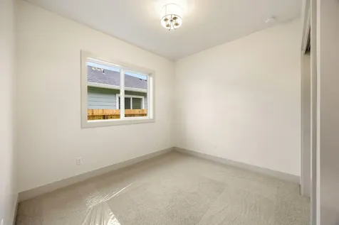 356 Randy Street Ashland OR 97520