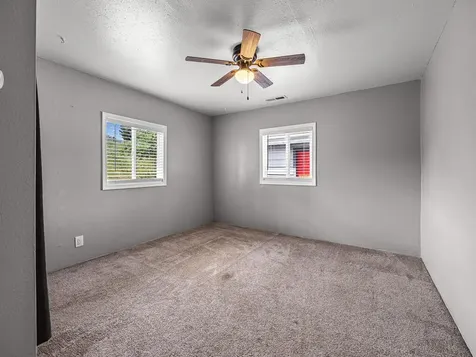 341 Nosler Street Klamath Falls OR 97601