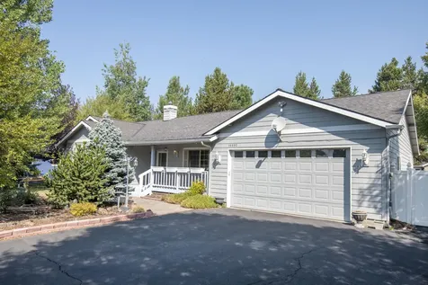 16690 Oakridge Place La Pine OR 97739