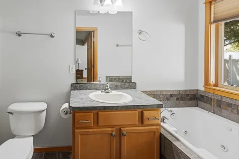 16690 Oakridge Place La Pine OR 97739