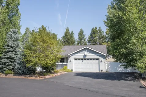 16690 Oakridge Place La Pine OR 97739