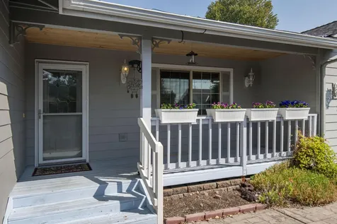16690 Oakridge Place La Pine OR 97739