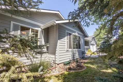 16690 Oakridge Place La Pine OR 97739
